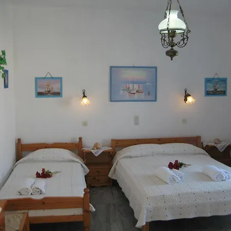 Augusta & Naousa (Paros)