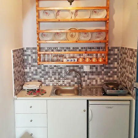 Augusta & Νάουσα