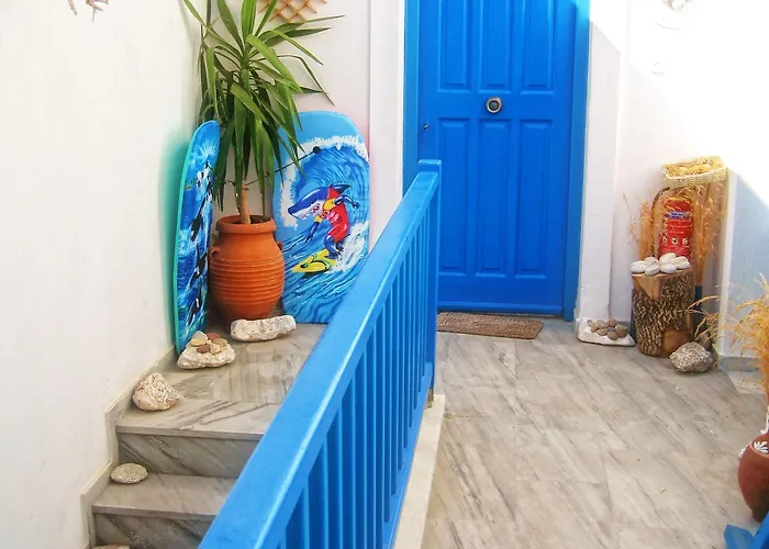 Augusta & * Naousa (Paros)