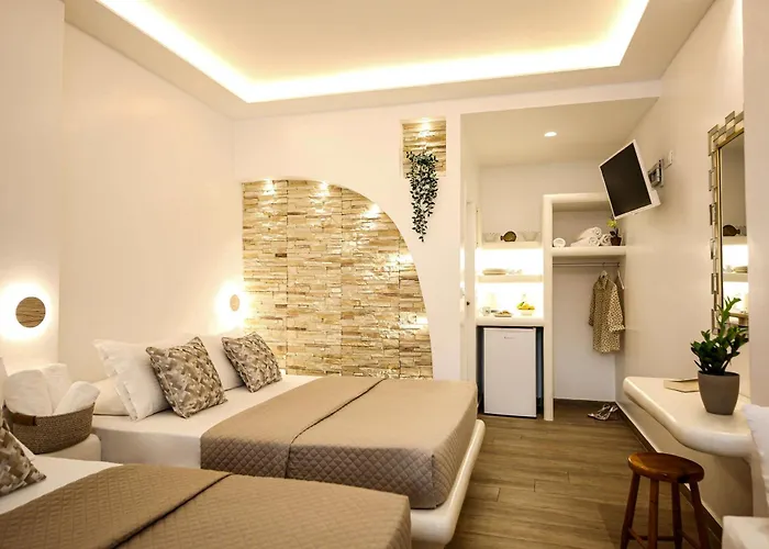 Augusta & Naousa (Paros)