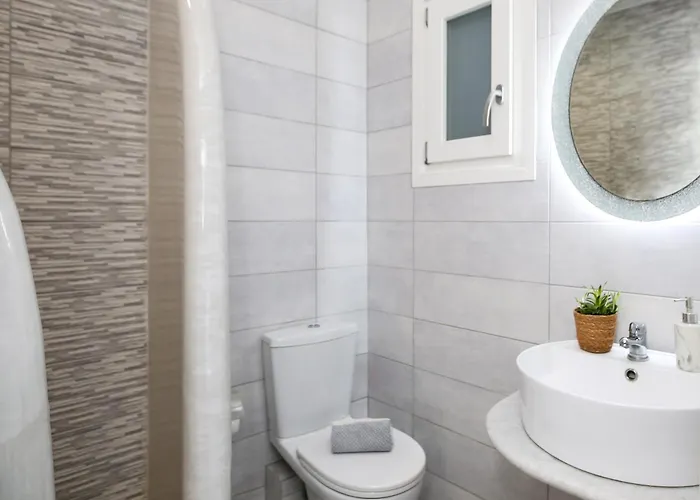 奥古斯塔公寓酒店 纳乌萨