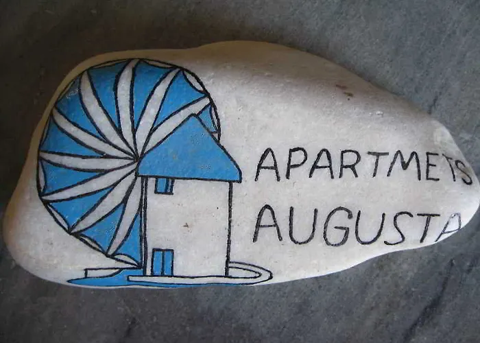 Augusta & Apartman Náusza